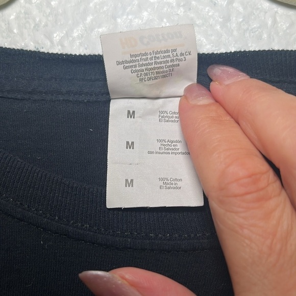 Fruit of the loom, black Groot character, T-shirt, size medium - Picture 7 of 8